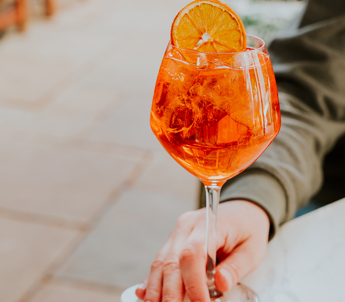 cas-ln23-drinks-M-ua-homepage-garden-sb.jpg